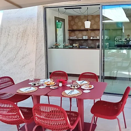 Torre Assunta Masseria فندق غالّيبولي