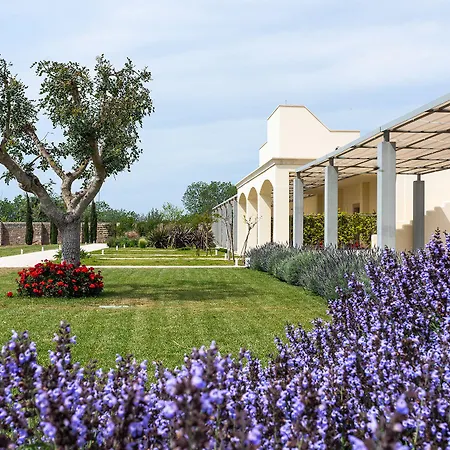 Torre Assunta Masseria 5* غالّيبولي